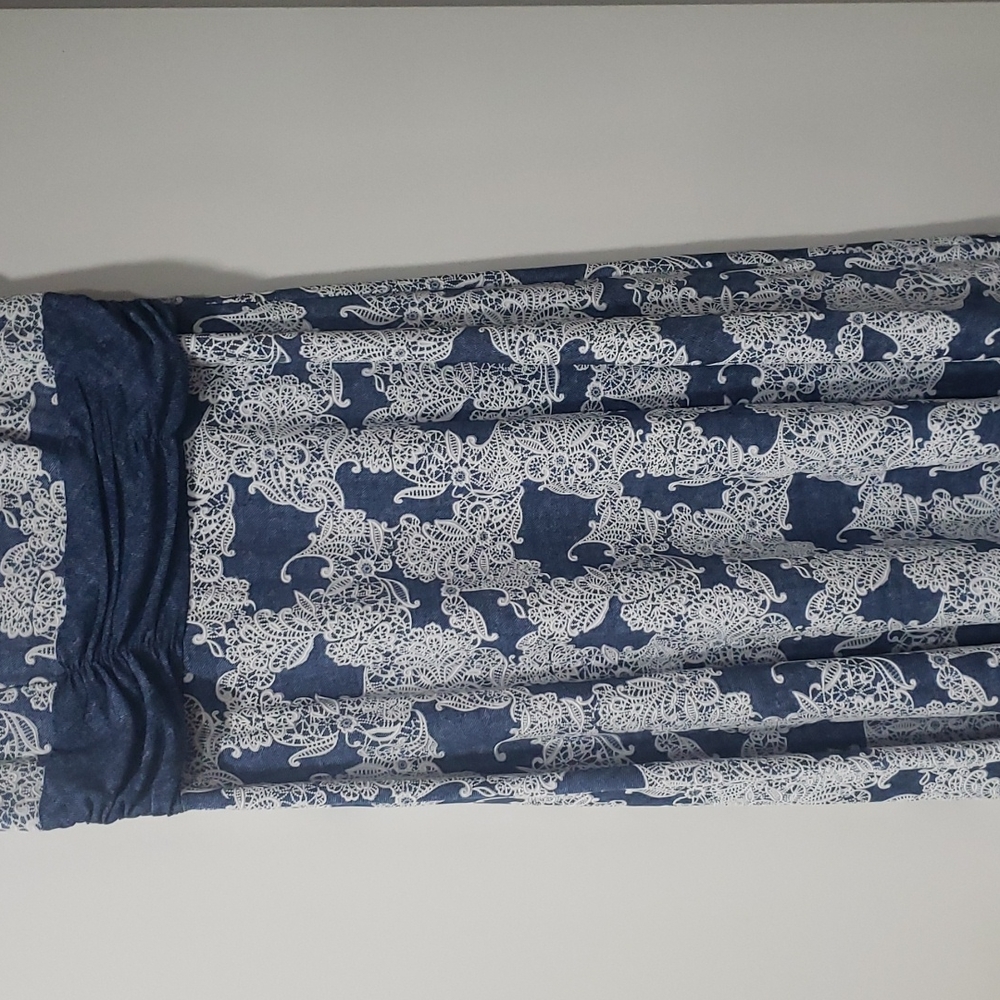 Dress - Picture 7 of 12